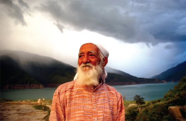 Sunderlal Bahuguna: Chipko Movement Pioneer & Environmental Legacy