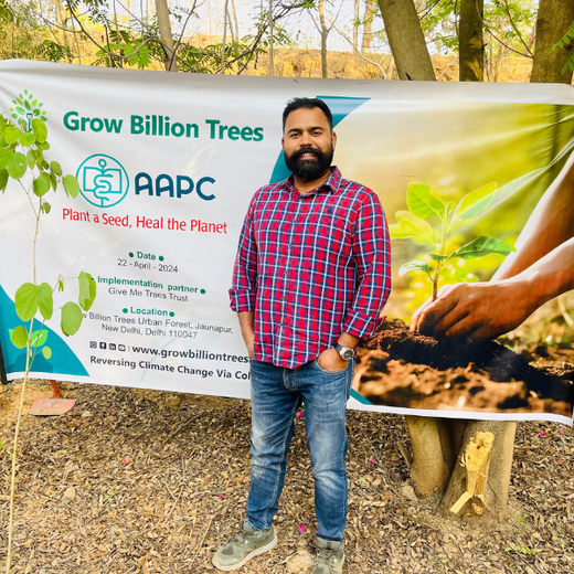 Greening the City:  AAPC India Empowers Employees in Urban Forest Creation – Planting