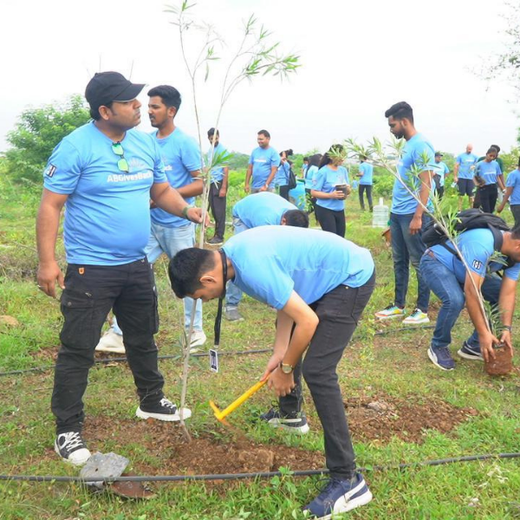 Alliance Bernstein’s Step Toward Greener Cities with Urban Forest Engagement – Planting