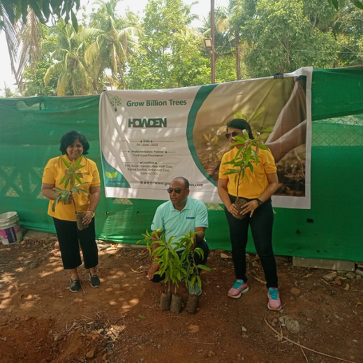 Agroforests in Action: Howden Insurance Employees Make an Impact – Planting