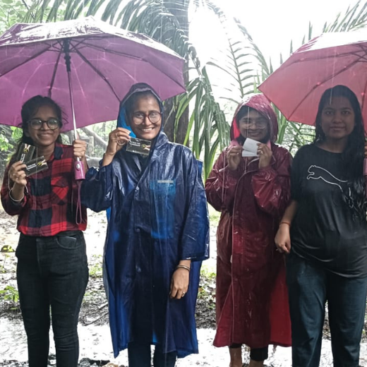 “Cimpress Mumbai Goes Green: Creating Urban Forests Through Employee Engagement” – Planting