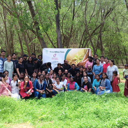 A Breath of Fresh Air: Cloudnine Hospitals' Commitment to Urban Forests – Planting